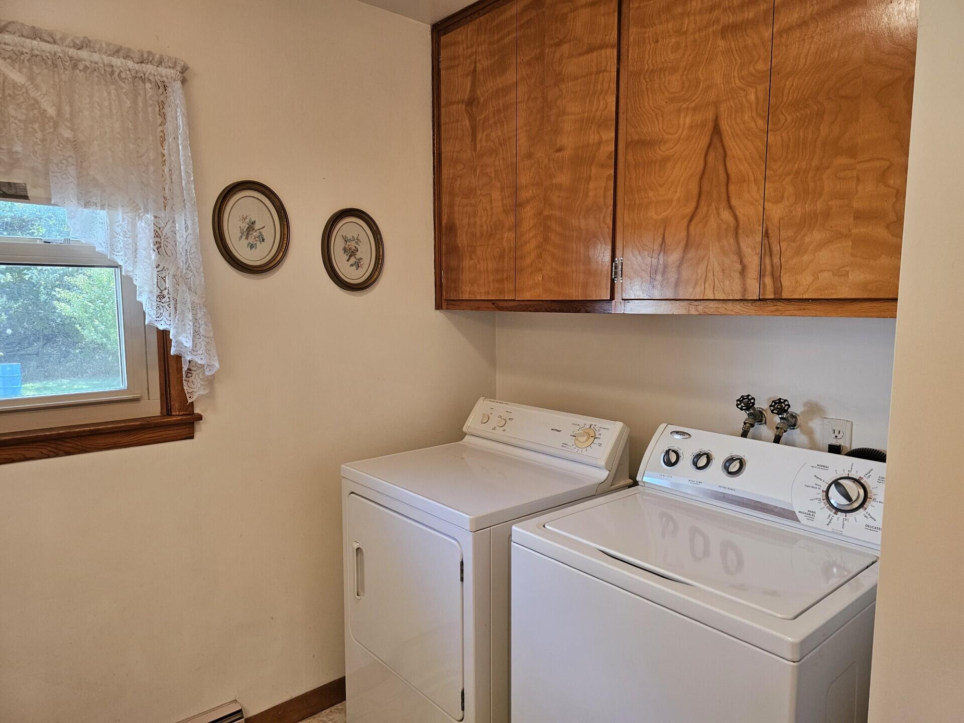4872 Lester Avenue Fremont, MI 49412 - Photo 16 of 35 Laundry in 1/2 Bathroom