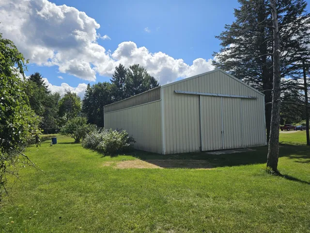 $298,000 | 4872 Lester Avenue, Fremont, MI 49412