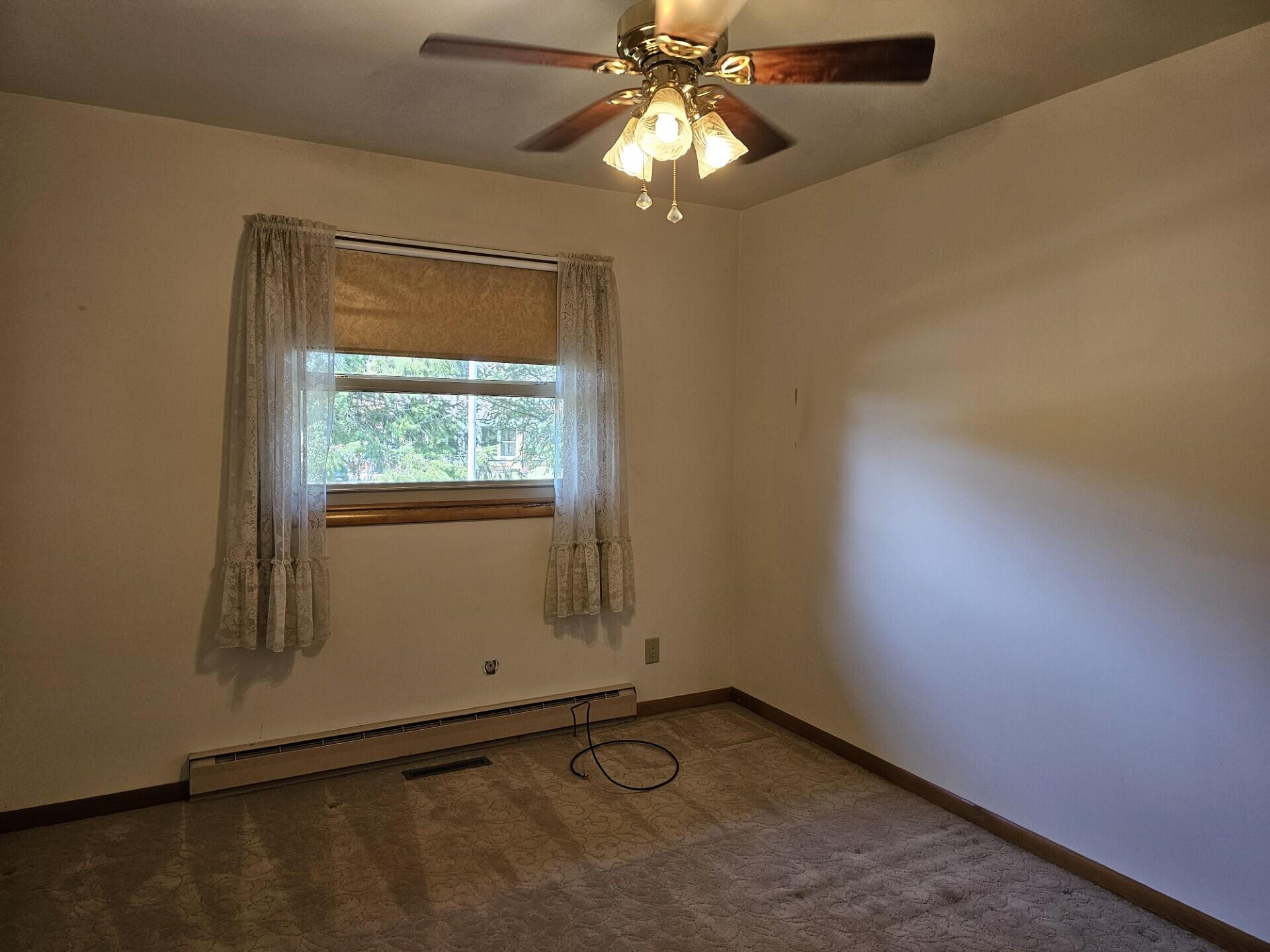 4872 Lester Avenue Fremont, MI 49412 - Photo 22 of 35 Bedroom 3