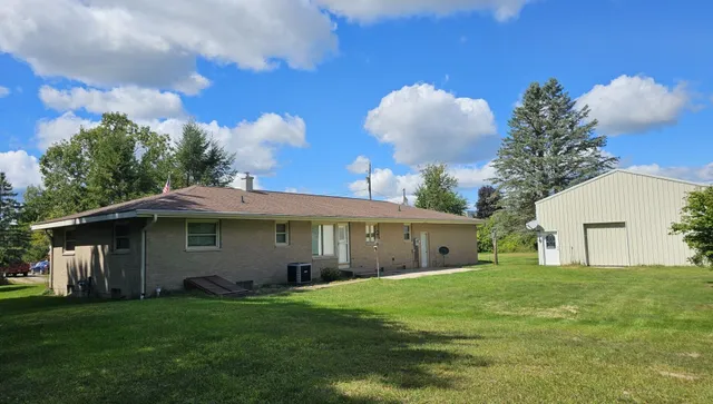 $298,000 | 4872 Lester Avenue, Fremont, MI 49412