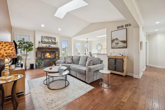 $630,000 | 522 Bridgewater Circle, Williams Bay, WI 53191