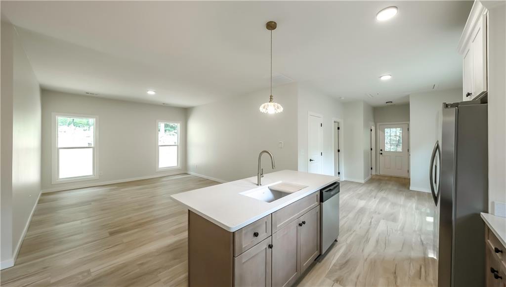 530 Tree Ridge Drive Carrollton, GA 30116 - Photo 3 of 42