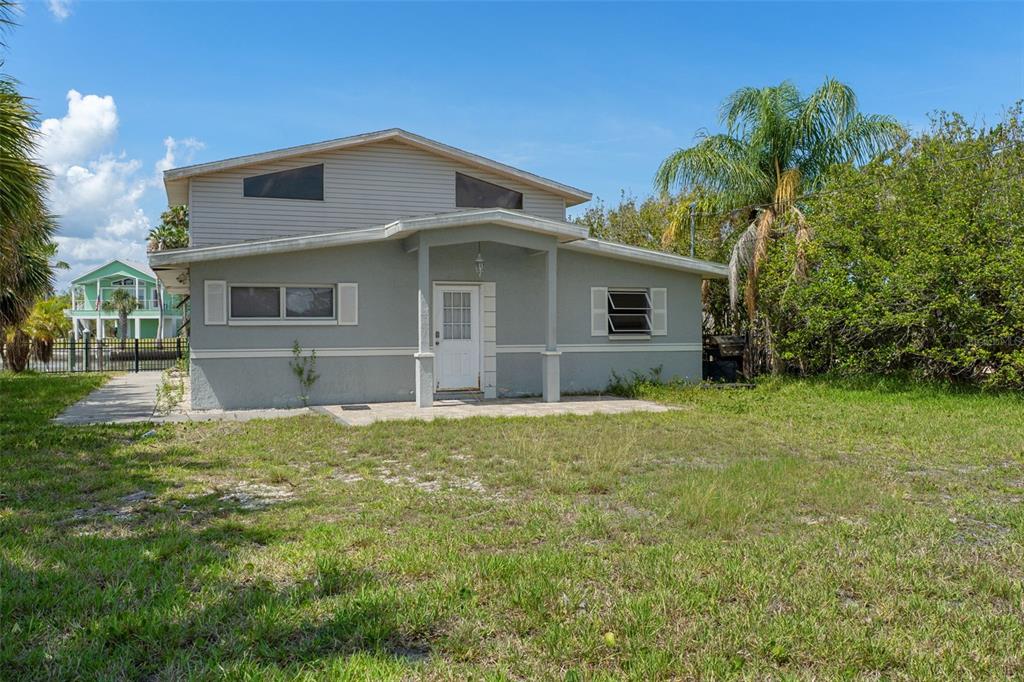 4178 Pine Dale Court Hernando Beach, FL 34607 - Photo 3 of 27