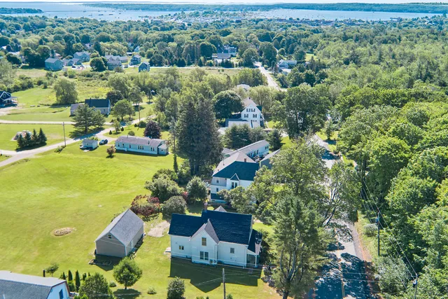 $399,000 | 219 Talbot Avenue, Rockland, ME 04841