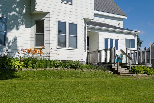 $399,000 | 219 Talbot Avenue, Rockland, ME 04841