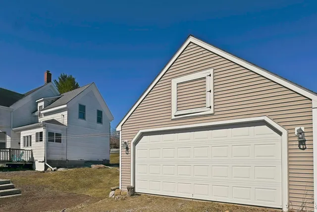 $399,000 | 219 Talbot Avenue, Rockland, ME 04841