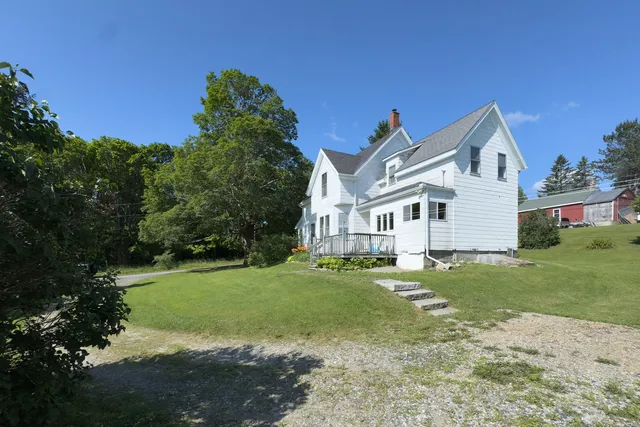 $399,000 | 219 Talbot Avenue, Rockland, ME 04841