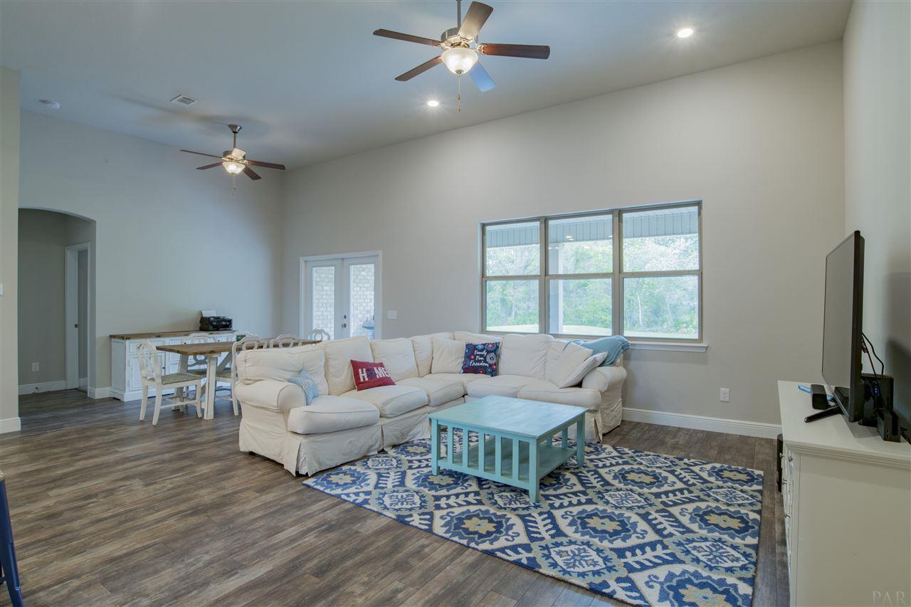 1534 Redfish Point Road Gulf Breeze, FL 32563 - Photo 11 of 37 Gallery Image 11