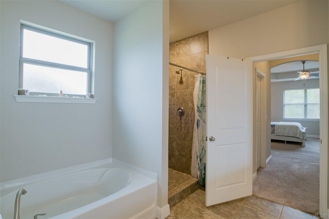 1534 Redfish Point Road Gulf Breeze, FL 32563 - Photo 16 of 37 Gallery Image 16