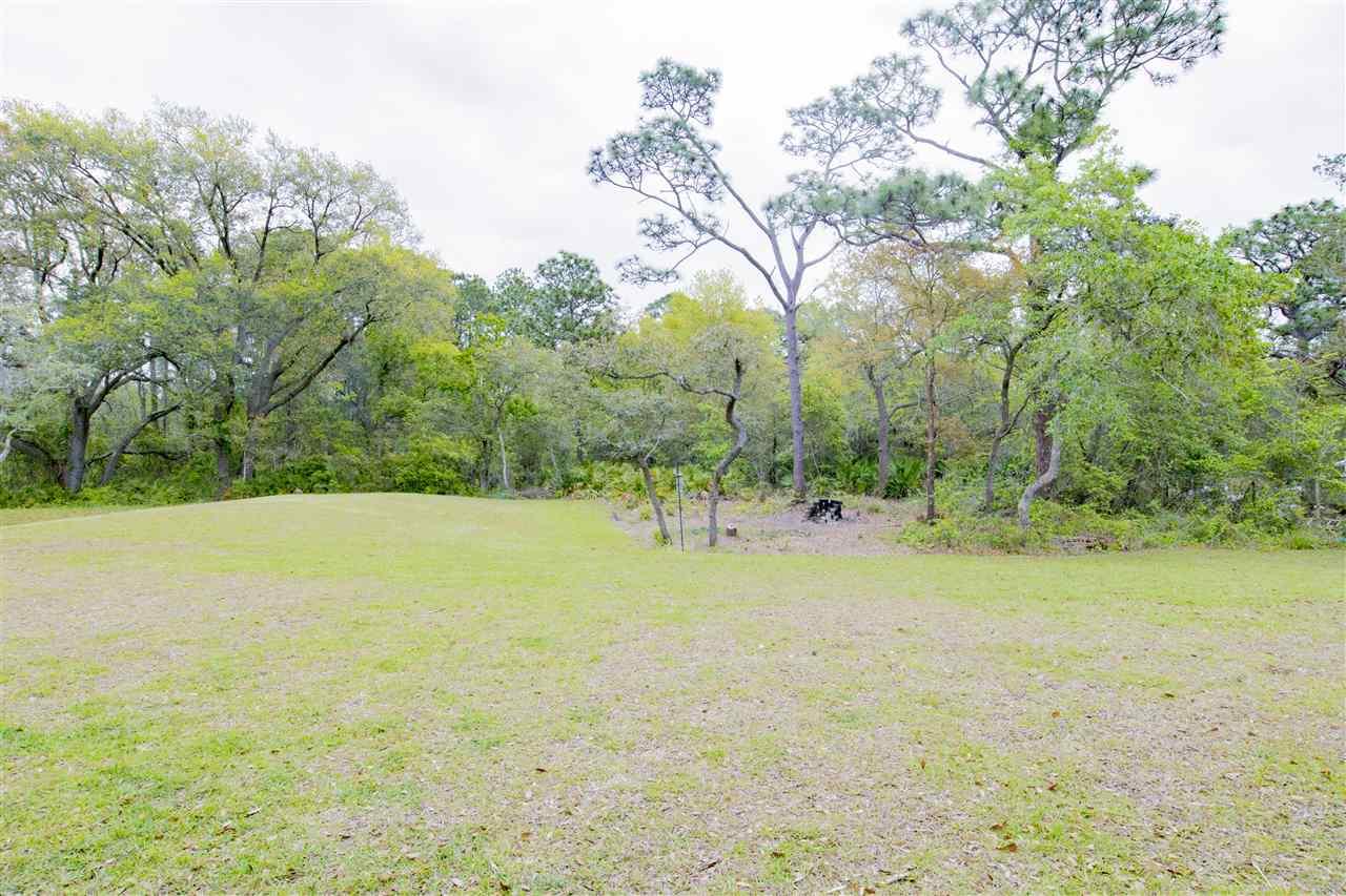 1534 Redfish Point Road Gulf Breeze, FL 32563 - Photo 33 of 37 Plenty of room for the kids to play!