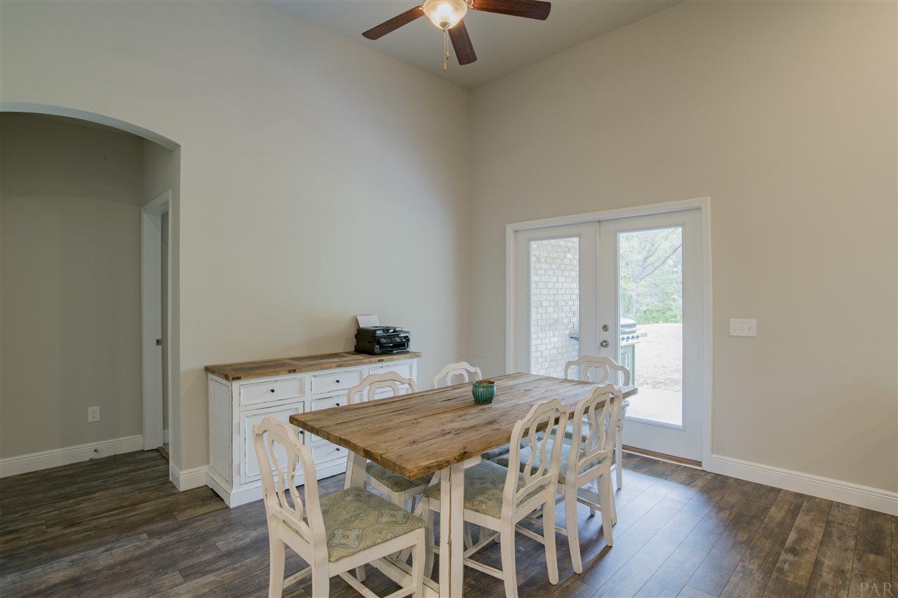 1534 Redfish Point Road Gulf Breeze, FL 32563 - Photo 9 of 37 Gallery Image 9
