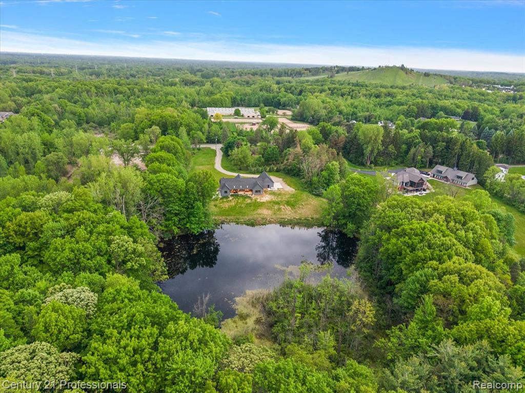 5340 Clarkston Road Clarkston, MI 48348 - Photo 66 of 73