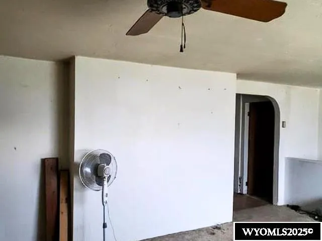 $35,000 | 175 3rd Avenue, Lusk, WY 82225