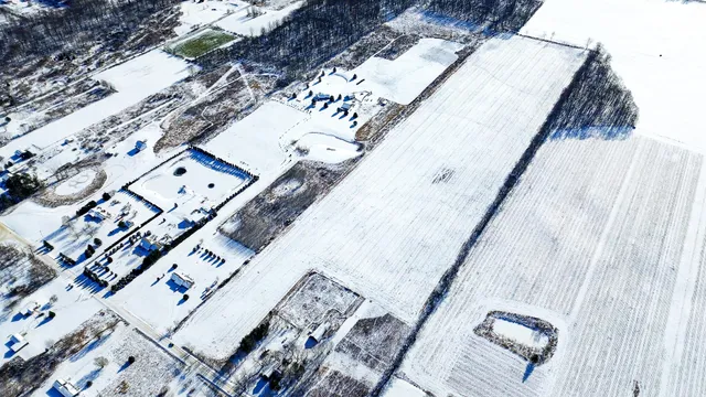 $299,000 | 35.5 V/l Lovejoy, Perry, MI 48872