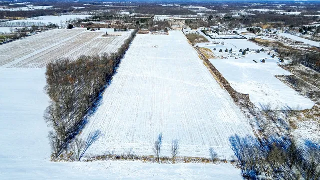 $274,900 | 35.5 V/l Lovejoy, Perry, MI 48872