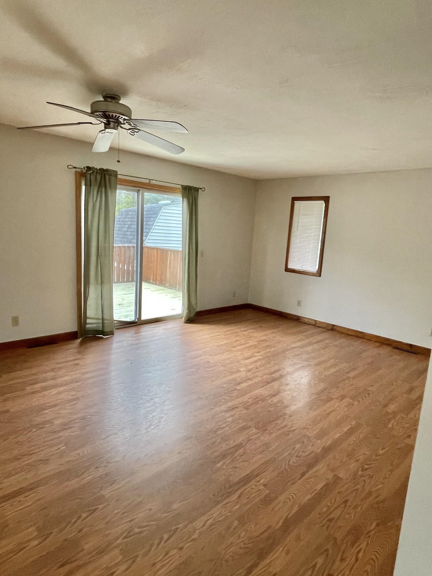 703 Division Owosso, MI 48867 - Photo 14 of 28