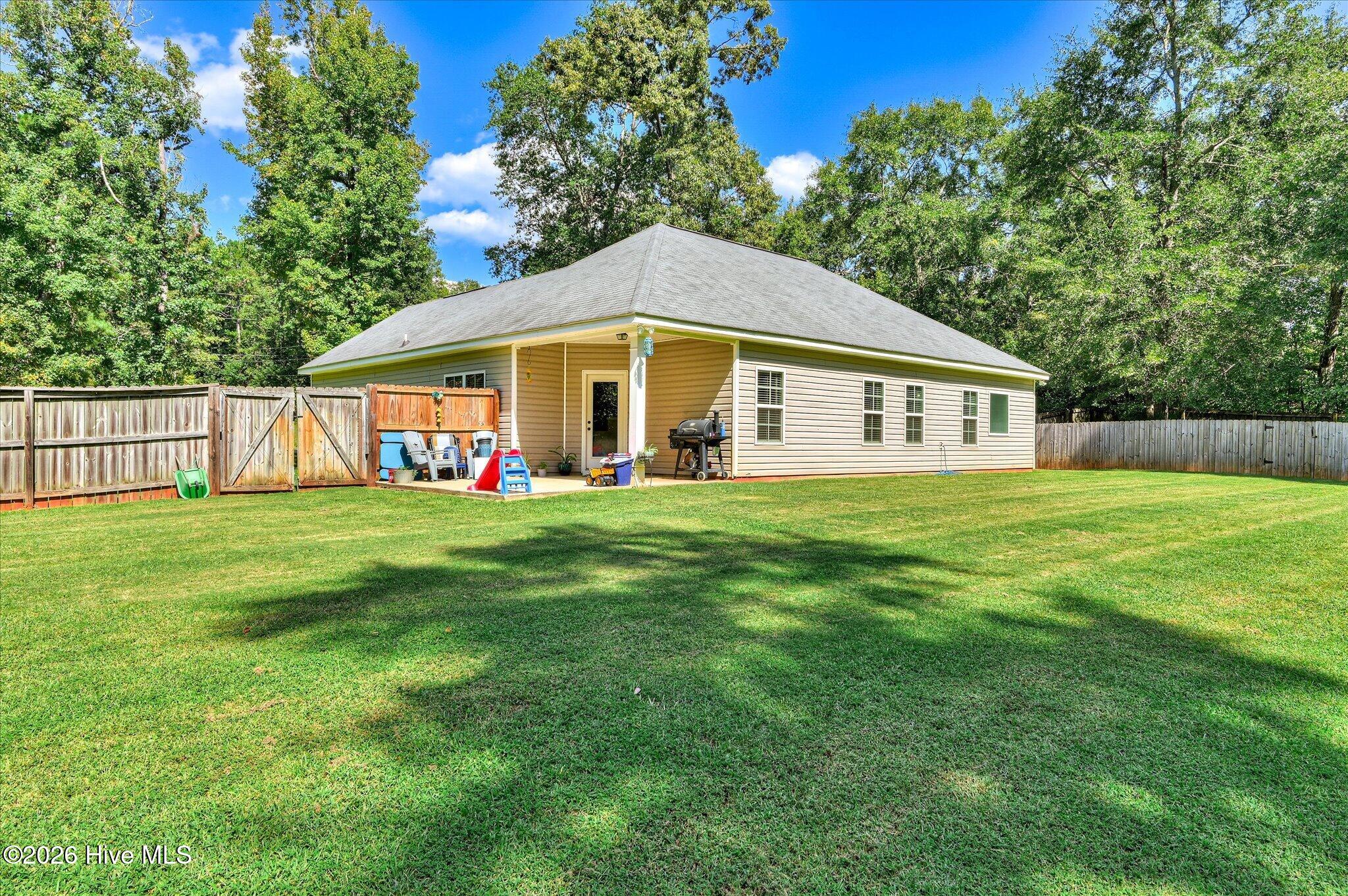 477 Del Rio Road Hephzibah, GA 30815 - Photo 29 of 47 Great Outdoors w/ Privacy Fencing