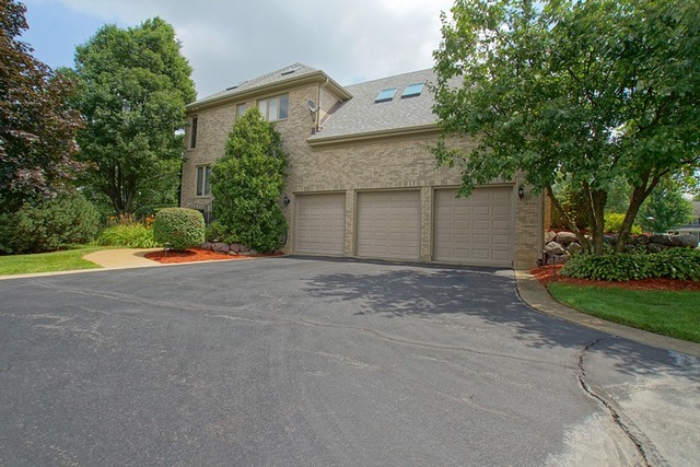 300 Greenfeather Lane Elgin, IL 60120 - Photo 24 of 25