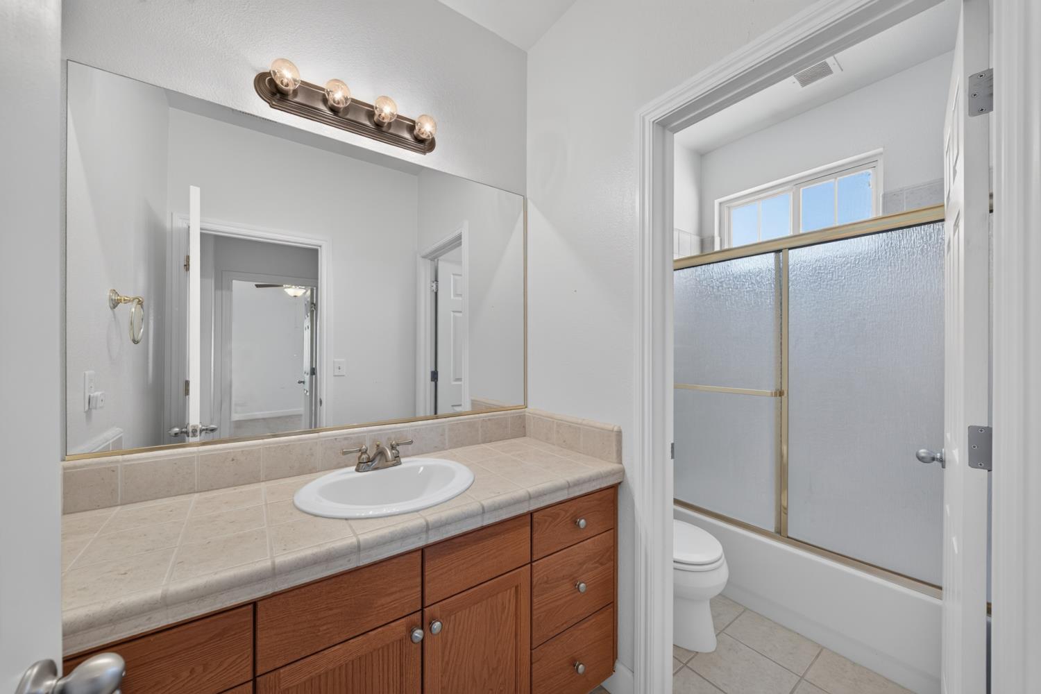 3084 Rall Avenue Clovis, CA 93619 - Photo 37 of 49 Gallery Image 37