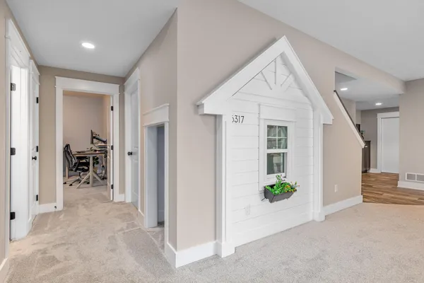 $824,900 | 6317 Eaglewood Drive, Hudsonville, MI 49426