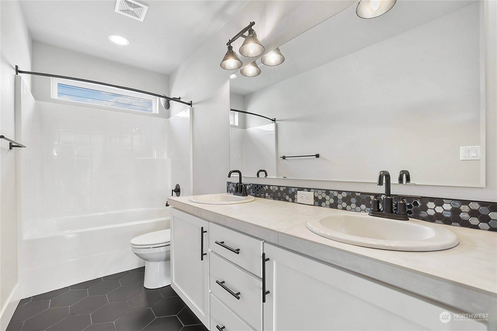 24212 45th Avenue Southeast, Unit LOT12 Bothell, WA 98021 - Photo 19 of 23 Gallery Image 19