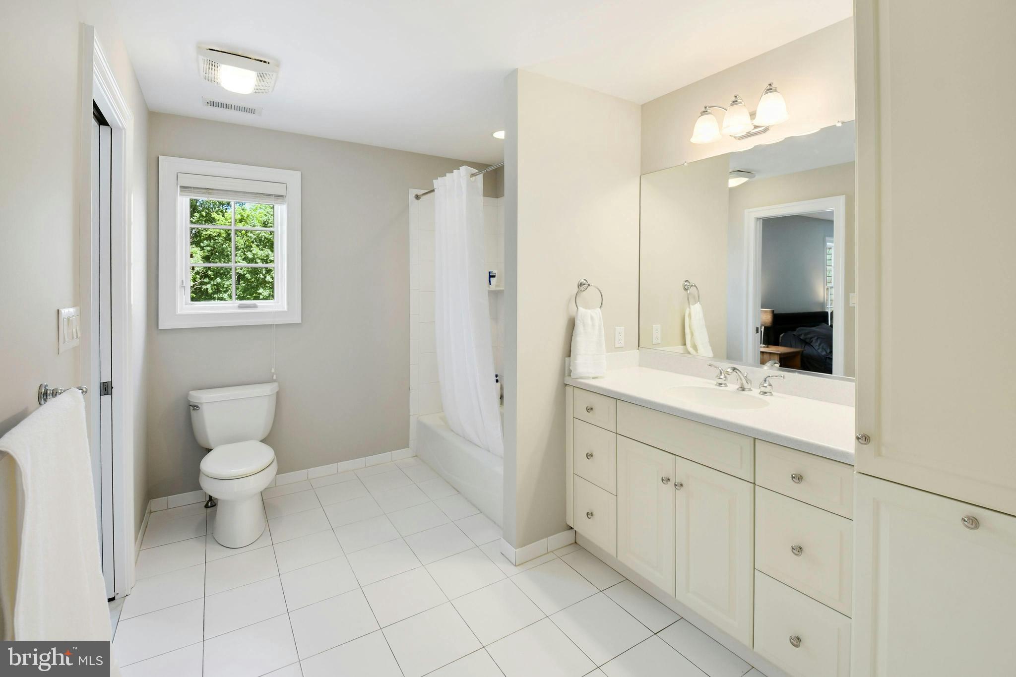 813 Callowhill Road Perkasie, PA 18944 - Photo 40 of 76