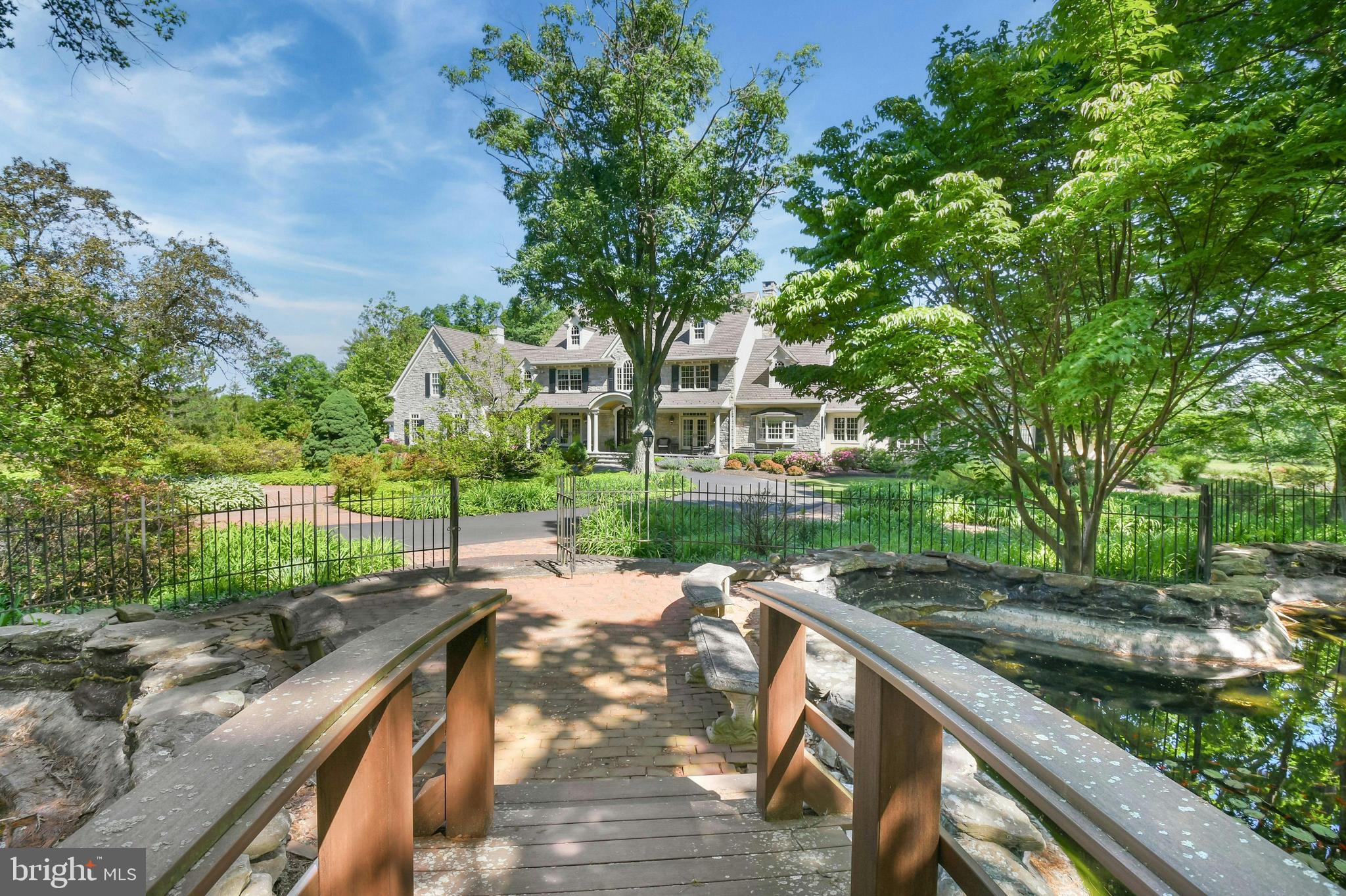 813 Callowhill Road Perkasie, PA 18944 - Photo 4 of 76