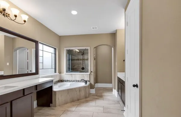 $3,200 | 1630 Mahan Drive, Richmond, TX 77406