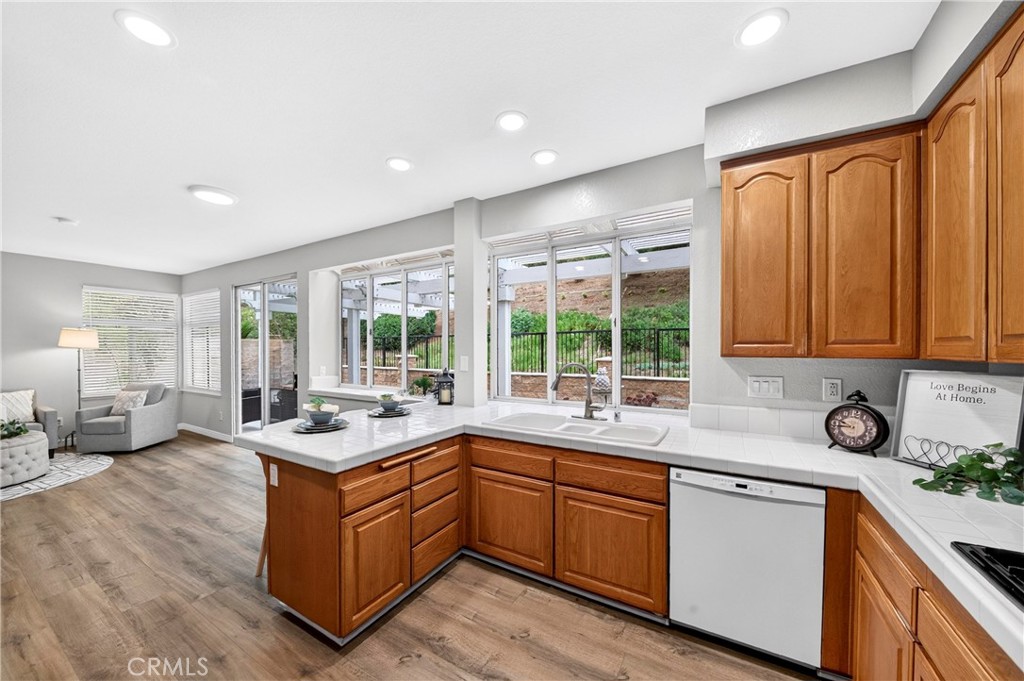 16555 Murphy Road La Mirada, CA 90638 - Photo 17 of 66