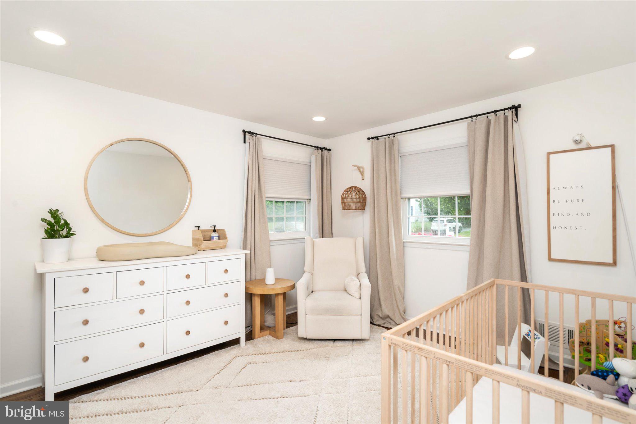 442 Paxson Avenue Hamilton, NJ 08690 - Photo 16 of 33