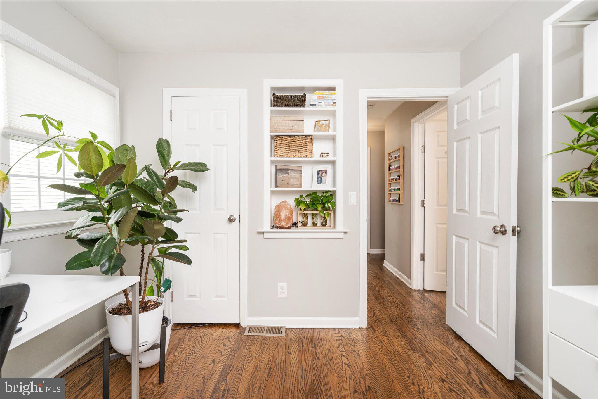 442 Paxson Avenue Hamilton, NJ 08690 - Photo 18 of 33