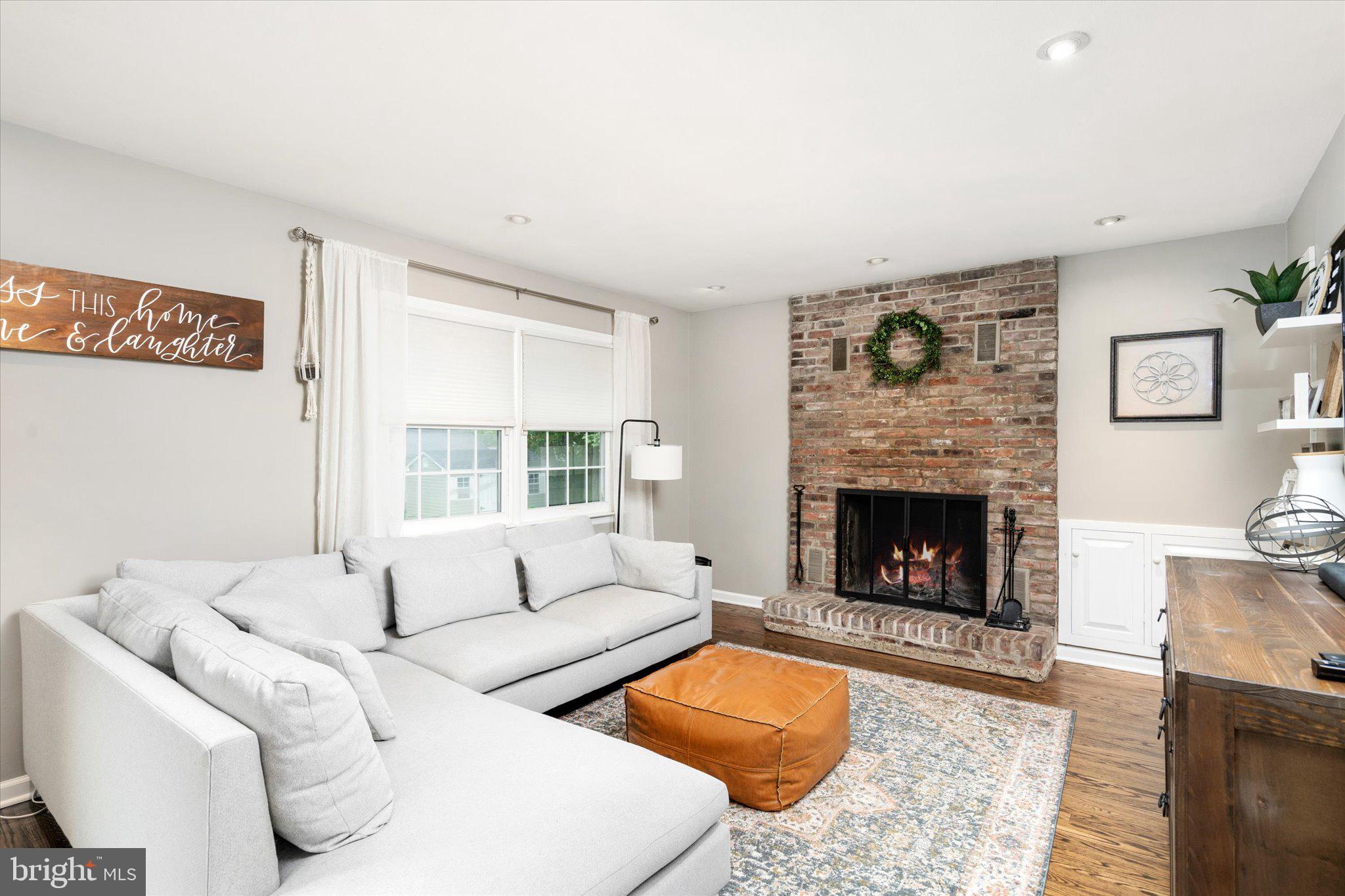 442 Paxson Avenue Hamilton, NJ 08690 - Photo 9 of 33