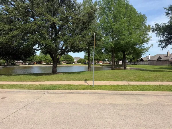 $2,500 | 7123 Lake Hill Trail, Sachse, TX 75048