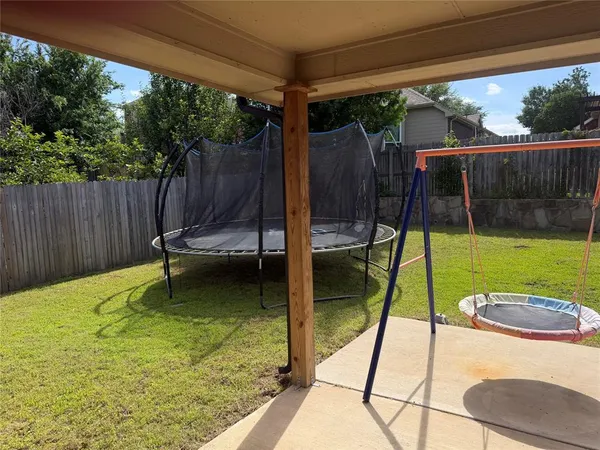 $2,500 | 7123 Lake Hill Trail, Sachse, TX 75048