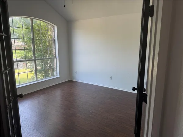 $2,500 | 7123 Lake Hill Trail, Sachse, TX 75048
