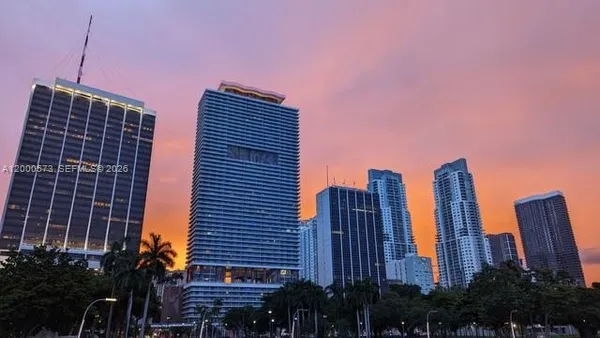 $3,200 | 50 Biscayne Boulevard, Unit 5107, Miami, FL 33132