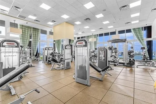 $3,200 | 50 Biscayne Boulevard, Unit 5107, Miami, FL 33132