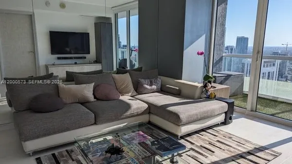 $3,200 | 50 Biscayne Boulevard, Unit 5107, Miami, FL 33132