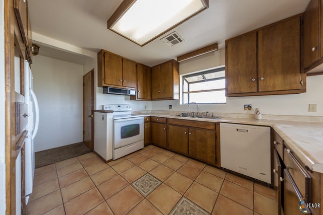 6518 Corn Road Calipatria, CA 92233 - Photo 12 of 44 Gallery Image 12