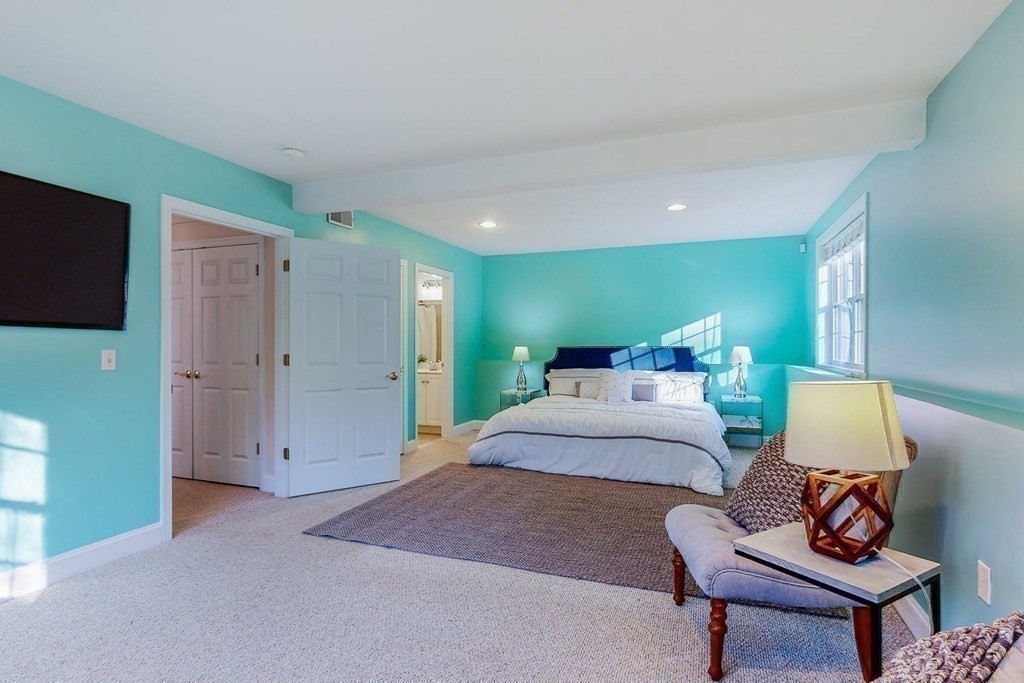 70 Elm Knoll Road Braintree, MA 02184 - Photo 11 of 23 Gallery Image 11