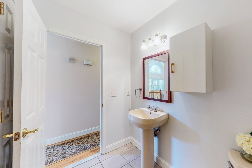 70 Elm Knoll Road Braintree, MA 02184 - Photo 16 of 23 Gallery Image 16