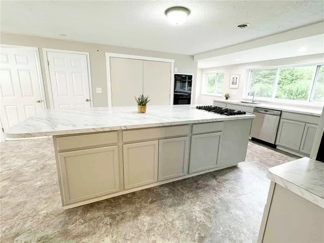 $298,000 | 861 Filkins Road, Arcadia, NY 14513