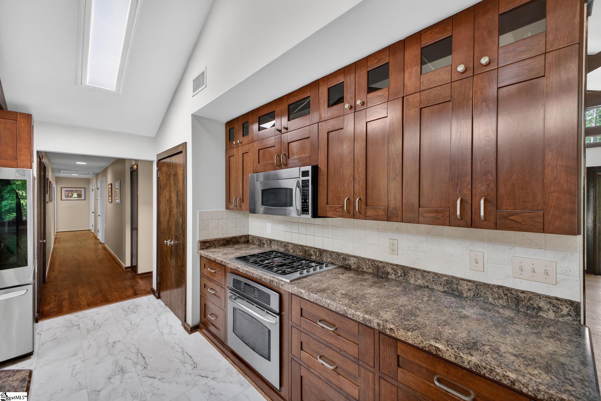 30 Dameron Avenue Greenville, SC 29607 - Photo 12 of 33