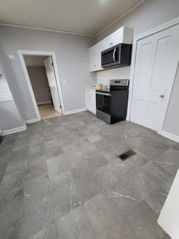 $1,600 | 320 South Jefferson Street, Tullahoma, TN 37388