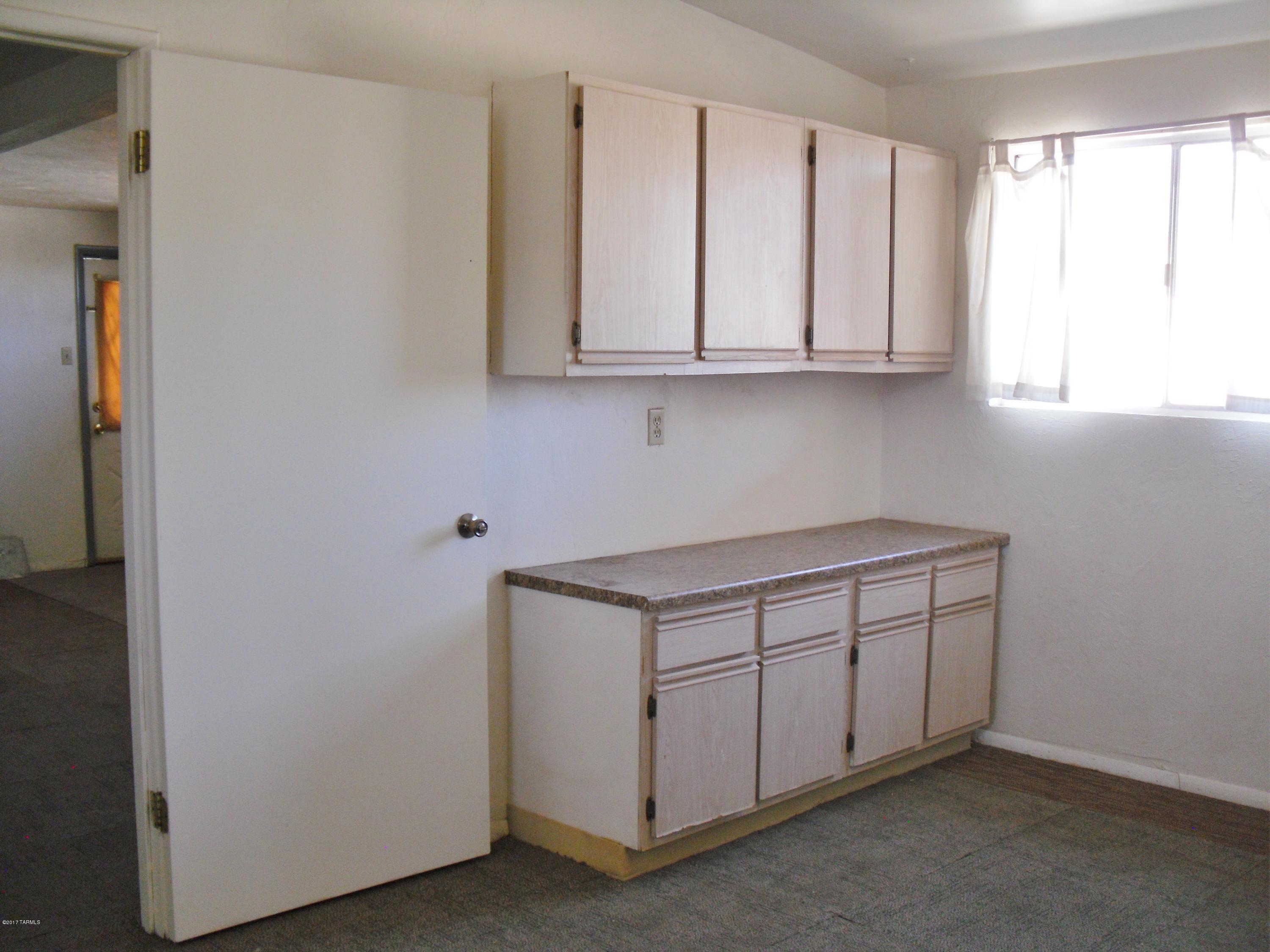 211 East Navajo Road Tucson, AZ 85705 - Photo 28 of 32 Gallery Image 28
