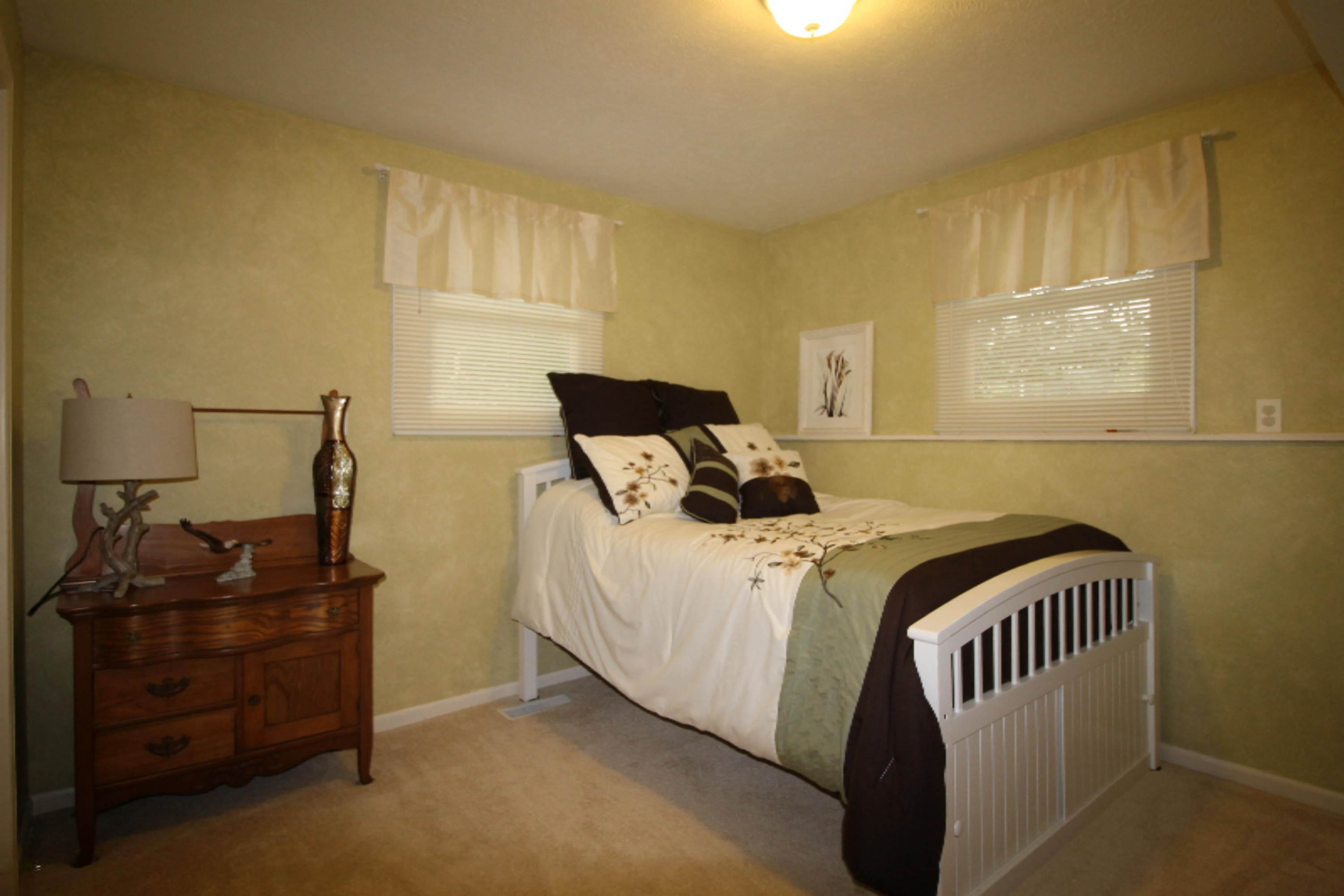 7850 Ridgewood Drive Jenison, MI 49428 - Photo 16 of 25 IMG_1377