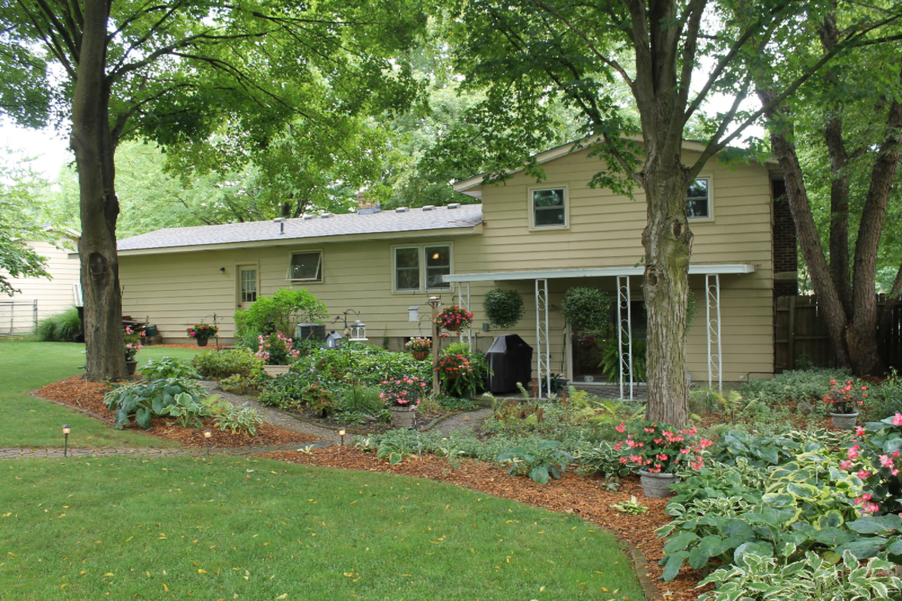 7850 Ridgewood Drive Jenison, MI 49428 - Photo 23 of 25 IMG_1396