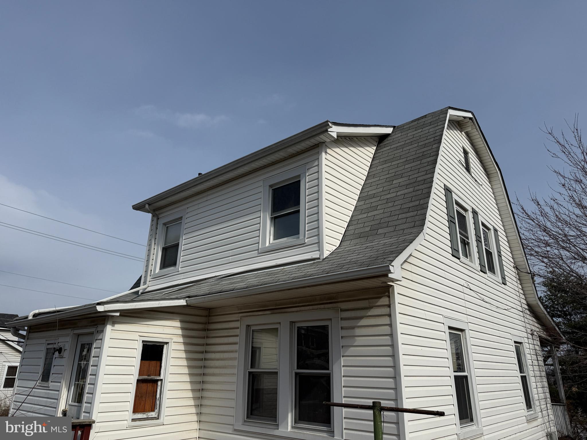 900 North Point Road Baltimore, MD 21224 - Photo 1 of 12