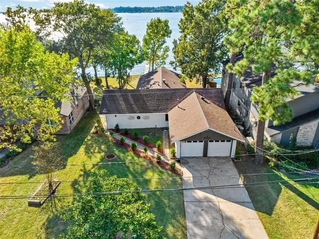 $476,200 | 21063 Flaming Arrow Trail, Crosby, TX 77532