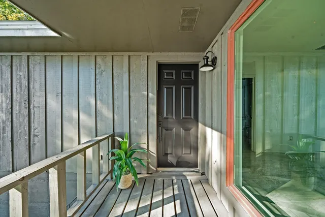 $476,200 | 21063 Flaming Arrow Trail, Crosby, TX 77532